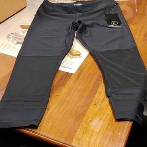 90*DEGREE BY REFLEX. MED TO LARGE. (NOT A BIG LARGE) Sale